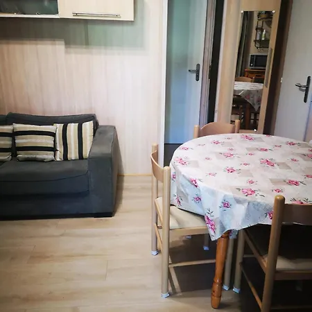 샬레 Accueillant Avec Vue Sur Le *