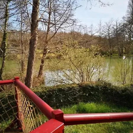 Accueillant Avec Vue Sur Le *